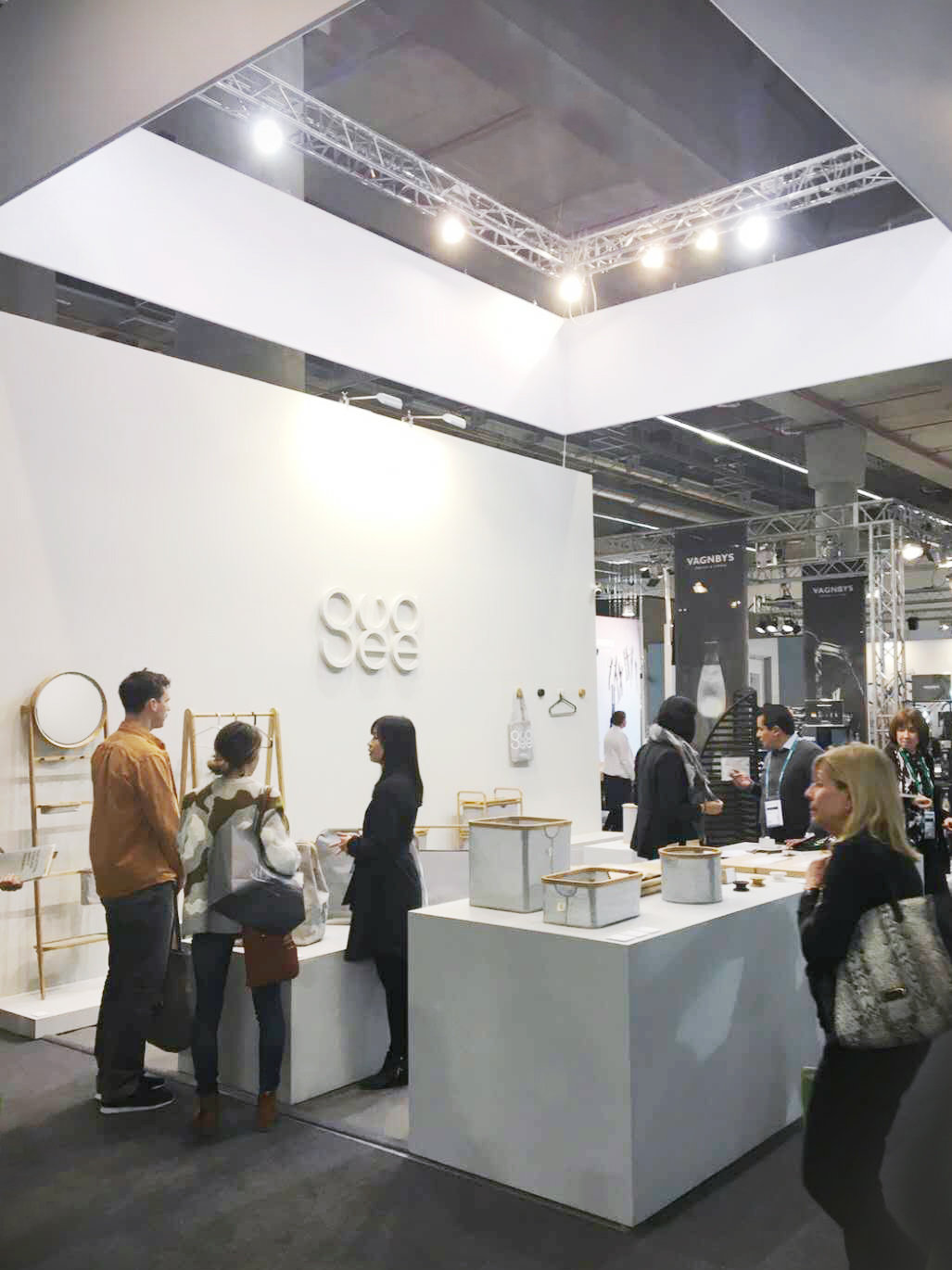 Gudee Blog-exhibition design visitors-Gudee unveils new collection at Ambiente 2018