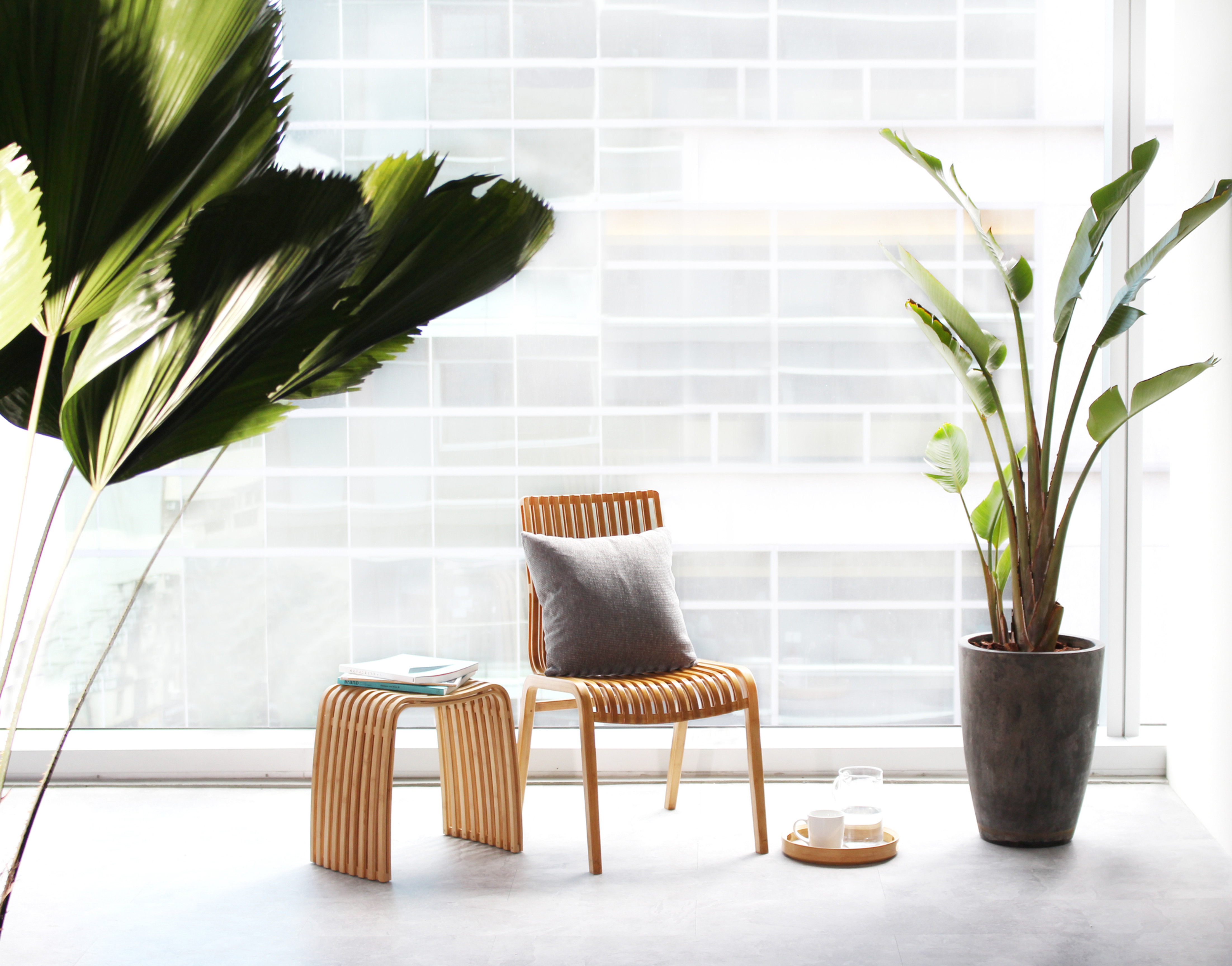 Gudee Blog-Raffles chair Colin stool-Find Your Spot Enjoy Festive Time