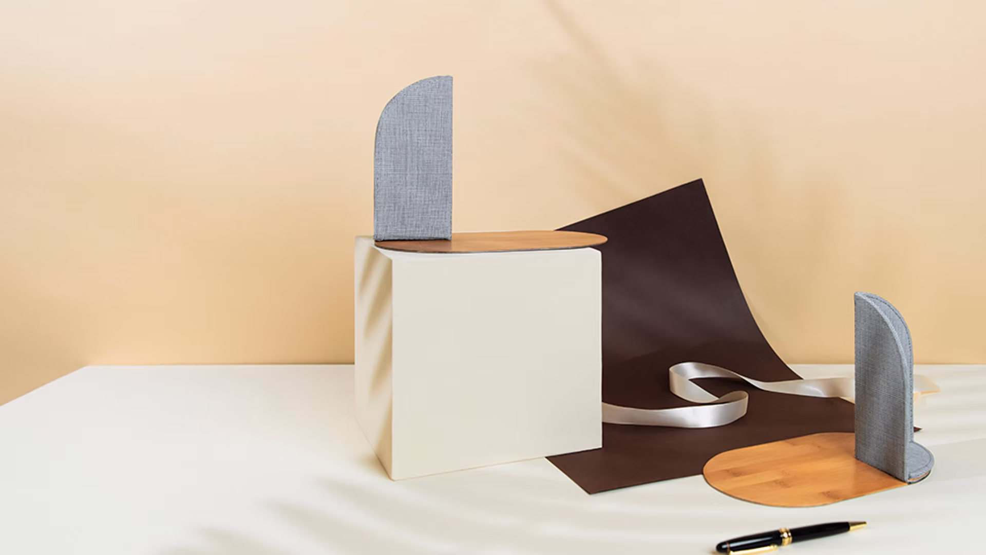 Flip – Flip – Flip Bookends!